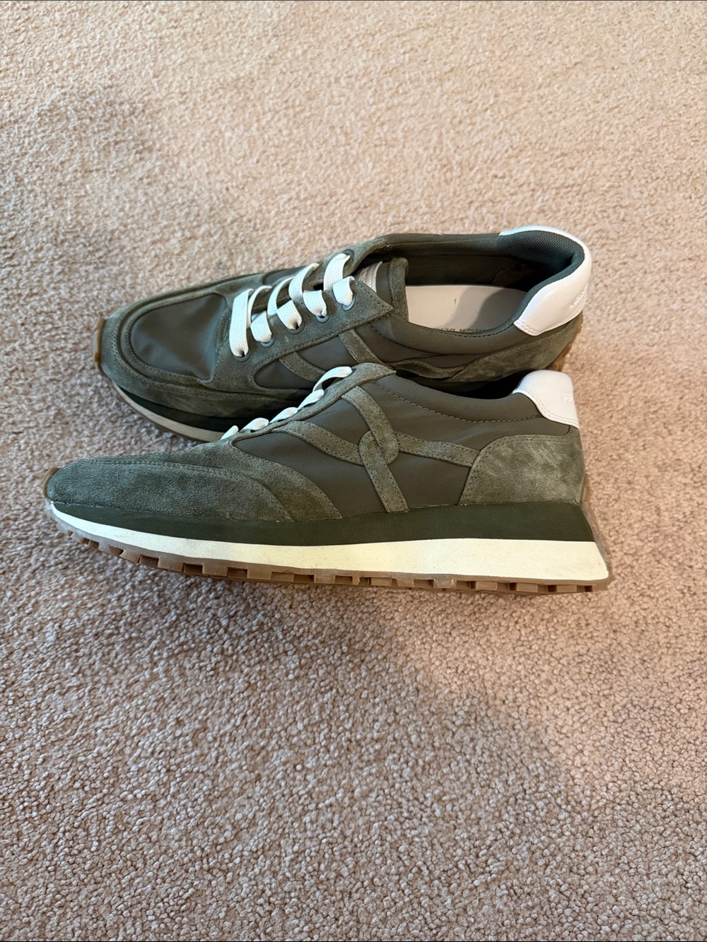 Veronica Beard Valentina Sneaker size 10